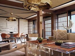 Four Seasons Resort Lanai