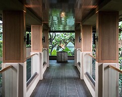 Four Seasons Resort Lanai