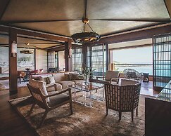 Four Seasons Resort Lanai