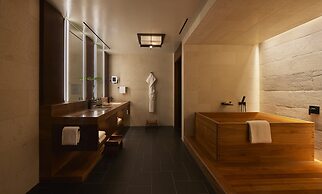 Four Seasons Resort Lanai