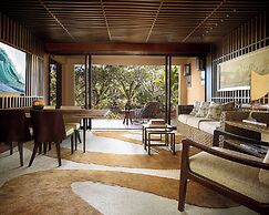 Four Seasons Resort Lanai