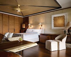 Four Seasons Resort Lanai