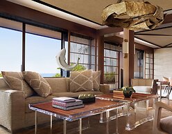 Four Seasons Resort Lanai