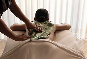 Four Seasons Resort Lanai