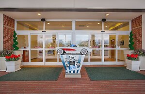 Holiday Inn University Plaza-Bowling Green by IHG