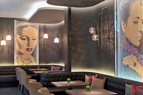 Renaissance®  Vienna Schönbrunn Hotel