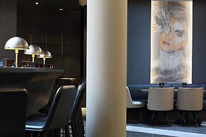 Renaissance®  Vienna Schönbrunn Hotel