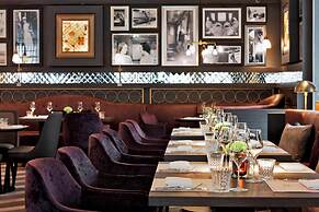 Renaissance®  Vienna Schönbrunn Hotel