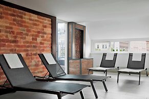 Renaissance®  Vienna Schönbrunn Hotel