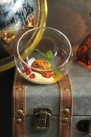 Renaissance®  Vienna Schönbrunn Hotel