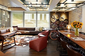 Kimpton Hotel Vintage Portland by IHG