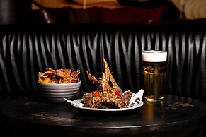 Kimpton Hotel Vintage Portland by IHG