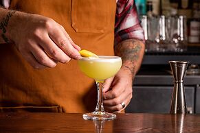 Kimpton Hotel Vintage Portland by IHG