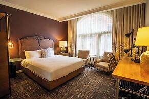 Kimpton Hotel Vintage Portland by IHG