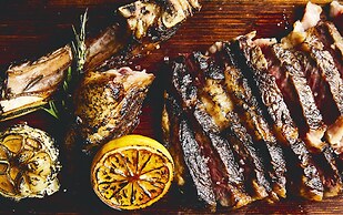 Kimpton Hotel Vintage Portland by IHG