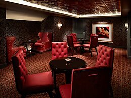 Omni William Penn Hotel