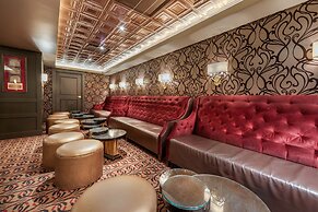 Omni William Penn Hotel