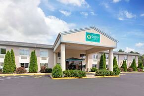 Quality Inn Huron