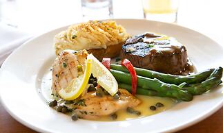 Hilton Chicago/Northbrook