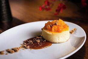 Courtyard by Marriott Chicago Downtown River North