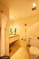 Guo Ji Yi Yuan Hotel