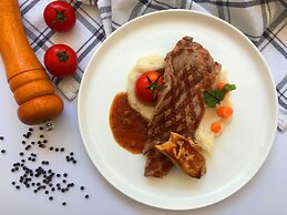 Guo Ji Yi Yuan Hotel