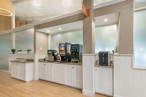 Best Western Plus Waltham Boston