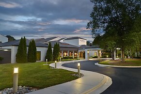 Courtyard Charlotte Arrowood