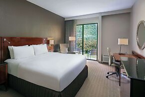 Sonesta Charlotte Lower South End