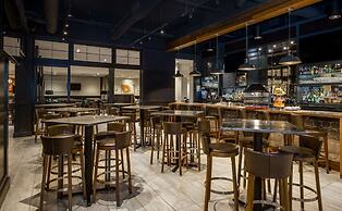 Sonesta Charlotte Lower South End