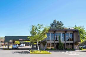 Days Inn by Wyndham Klamath Falls