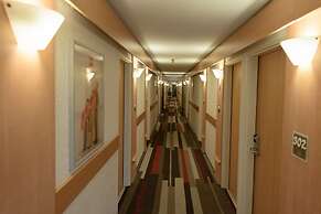 ibis Avignon Centre Pont de l'Europe