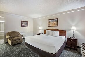 Americas Best Value Inn Denver