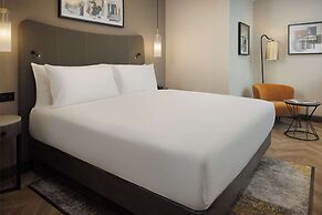 DoubleTree by Hilton London Victoria