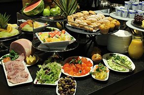 DoubleTree by Hilton London Victoria