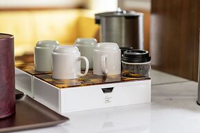 Chateau Merrimack Resort & Spa