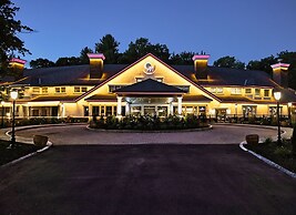 Chateau Merrimack Resort & Spa