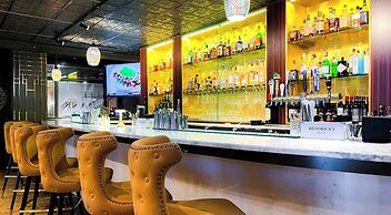 Chateau Merrimack Resort & Spa