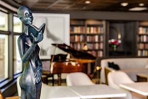 Chateau Merrimack Resort & Spa