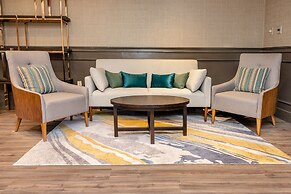 Chateau Merrimack Resort & Spa