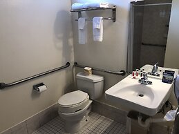 Travelodge by Wyndham Pasadena Central