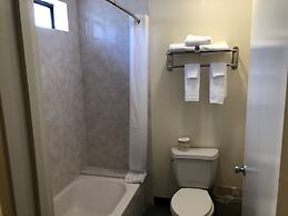 Travelodge by Wyndham Pasadena Central