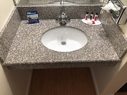 Travelodge by Wyndham Pasadena Central