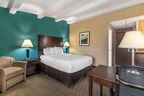 Best Western Plus Plattsburgh