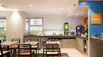 Holiday Inn Express Amiens, an IHG Hotel