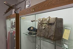 Crowne Plaza Suites MSP Airport - Mall of America by IHG