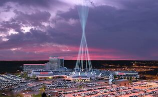 Crowne Plaza Suites MSP Airport - Mall of America by IHG