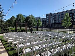 Crowne Plaza Suites MSP Airport - Mall of America by IHG