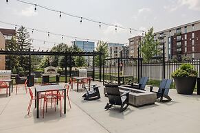 Crowne Plaza Suites MSP Airport - Mall of America by IHG