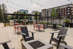 Crowne Plaza Suites MSP Airport - Mall of America by IHG